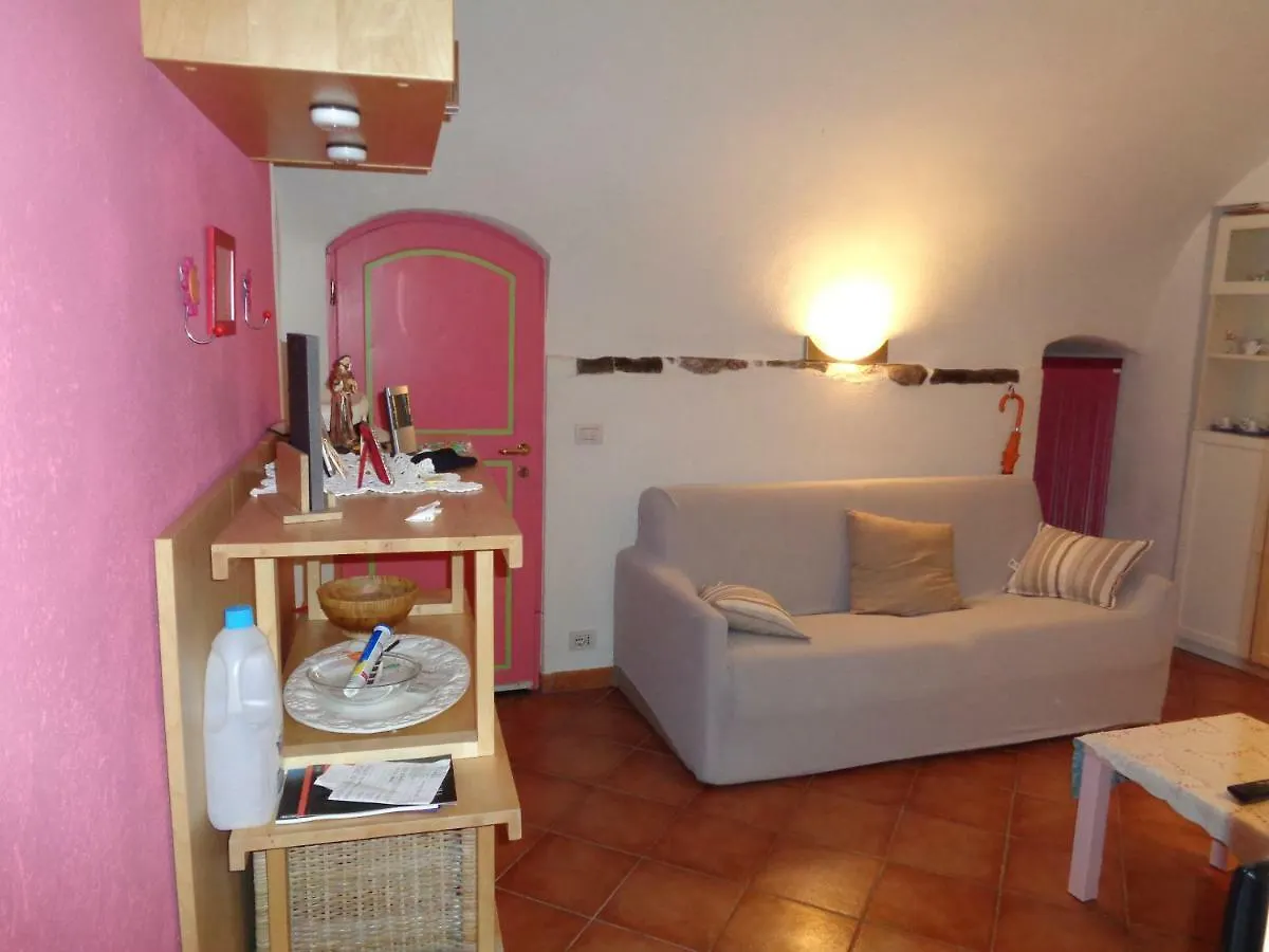 Apartment Medieval Village Isolabona 0*,